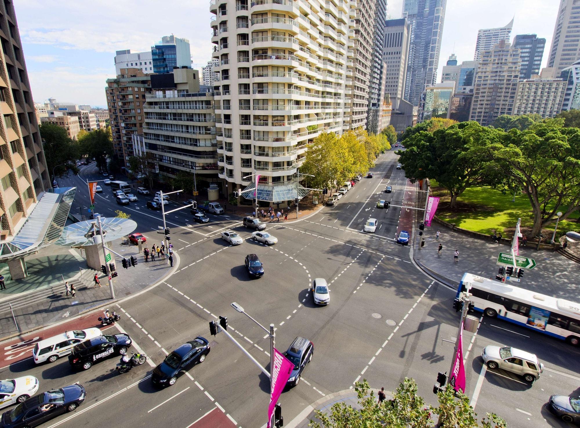 Oaks Sydney Hyde Park Suites エクステリア 写真